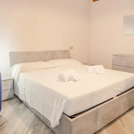 Appartamento La Bella Galeazzi - Italian Homing *