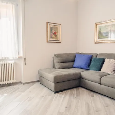 La Bella Galeazzi - Italian Homing *
