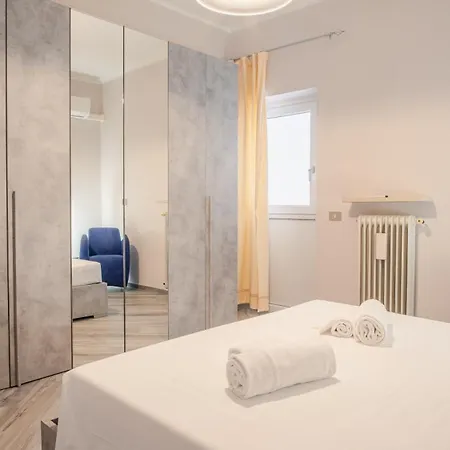 Apartamento La Bella Galeazzi - Italian Homing Sirmione
